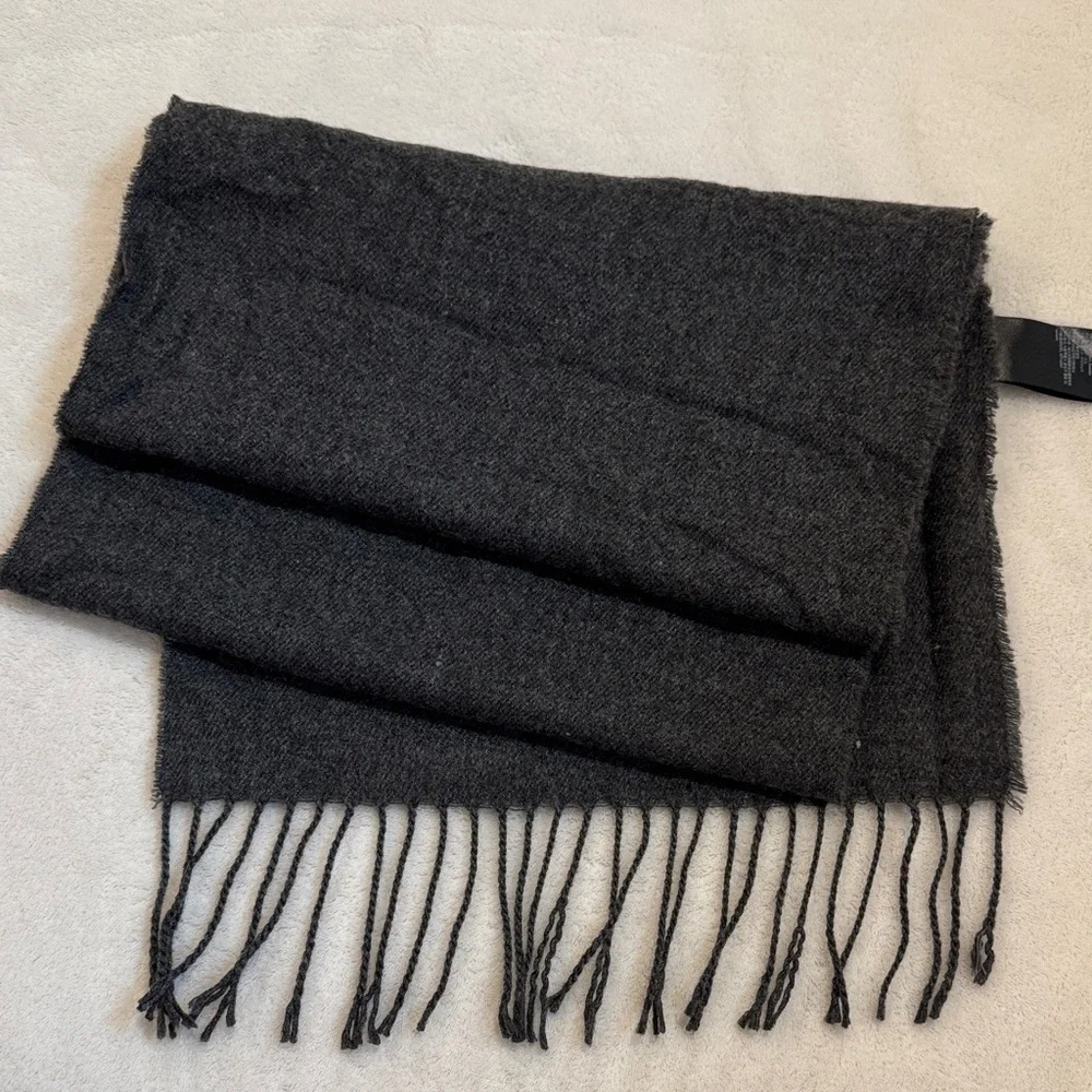 H&M Charcoal Gray Men's Scarf